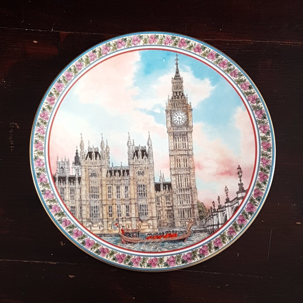 Royal Worcester Big Ben Famous Landmarks Bone China Collector Plate